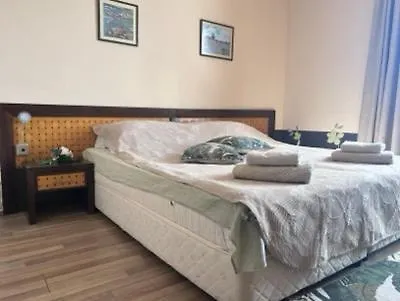 Golden Sands - Sirena 222